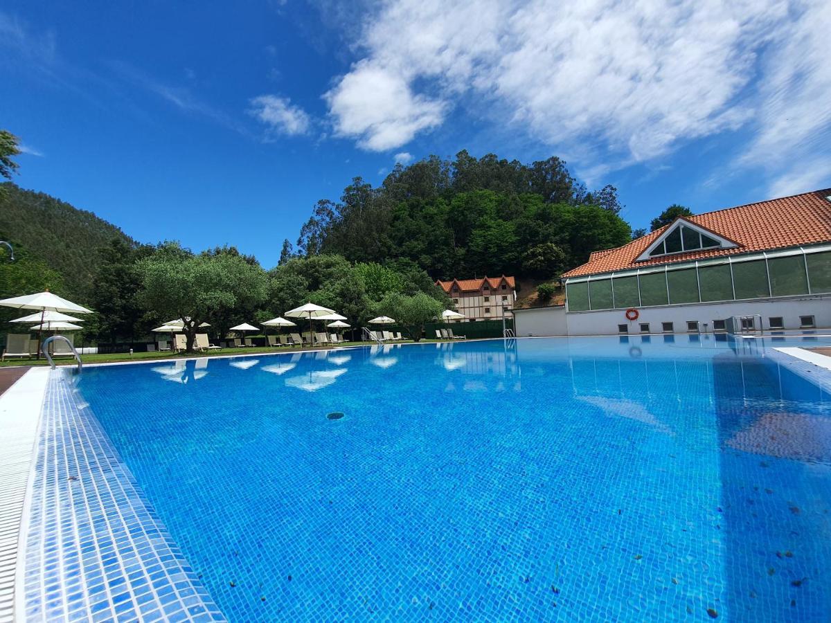 Gran Hotel Balneario De Puente Viesgo Exterior foto