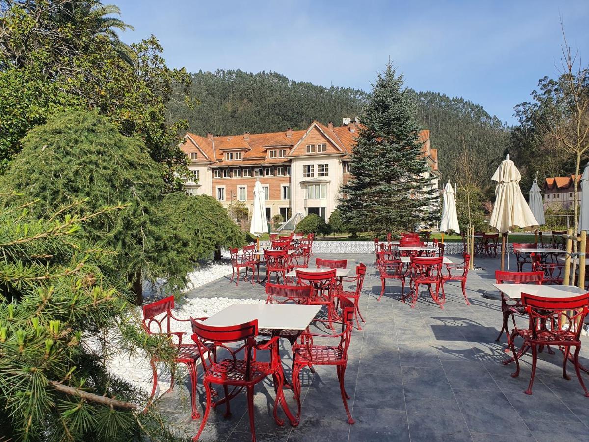Gran Hotel Balneario De Puente Viesgo Exterior foto